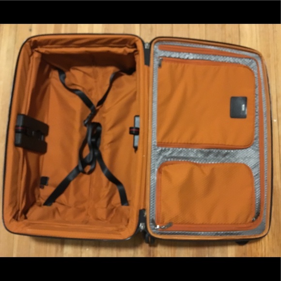 Tumi Henderson Expandable Packing Case Luggage - Picture 4 of 6